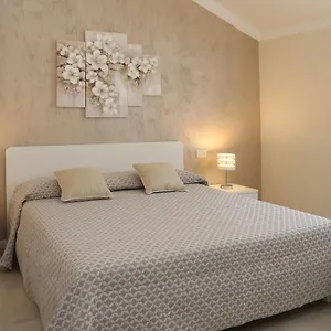 Flower Apartment Bardolino